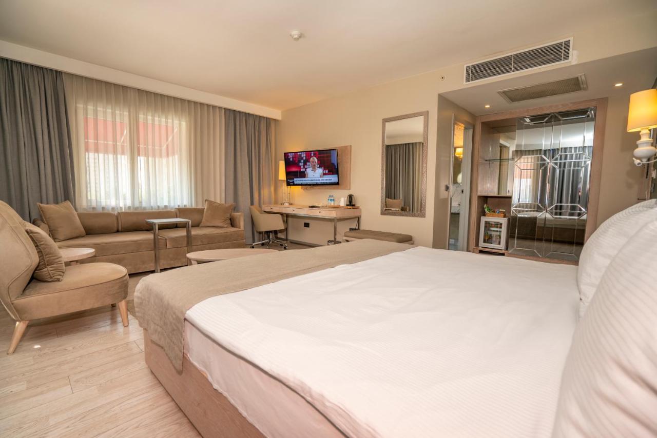 The Gate Atasehir Finance Centre Hotel Истанбул Екстериор снимка